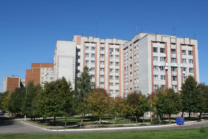 У Львові створюють громадський простір з «нетрадиційними» деревами