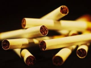 На Євро-2012 у спортивних спорудах України хочуть заборонити курити