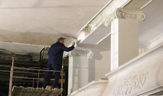 У театрі «Воскресіння» ремонтують глядацький зал та дах