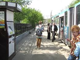 Купувати квитки на електротранспорт у терміналах львів'яни не поспішають