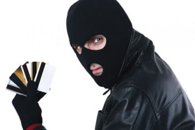 Новий вірус краде дані кредитних карток. Як вберегтись?