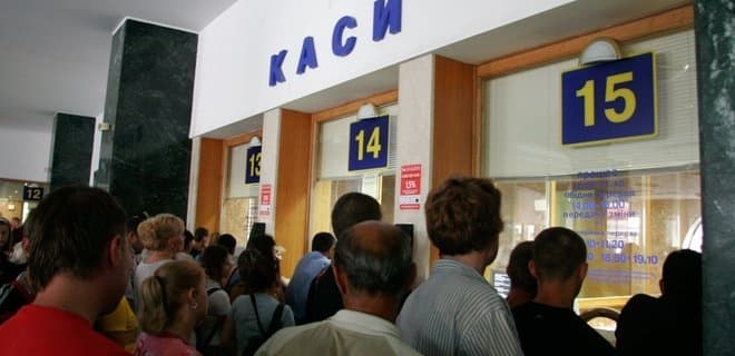 Укрзалізниця призначила додаткові потяги зі Львова на свята