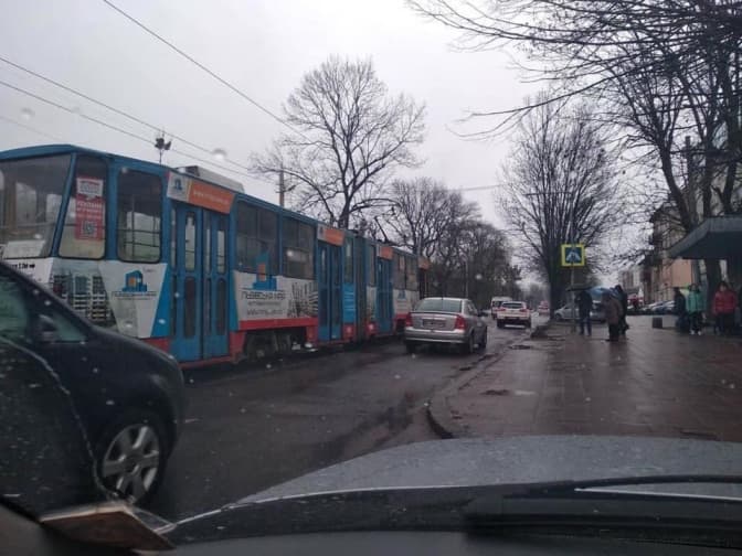 Ситуація на дорогах Львова: не курсують трамваї №7