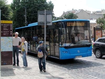 Електронні квитки для львівських автобусів з’являться не раніше 2016 року, - перевізник