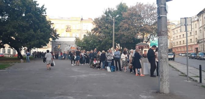 У Львові зареєстрували петицію про запуск великих автобусів до Брюховичів