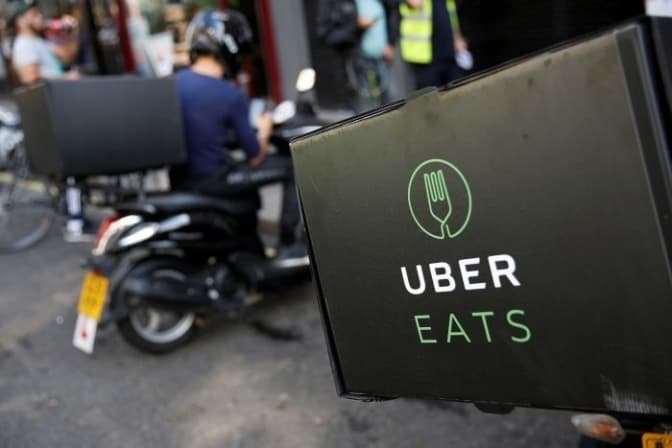 У Львові тестують сервіс доставки їжі UberEats