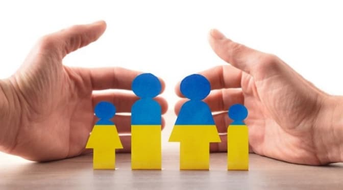 9% українців спілкуються вдома російською. Опитування