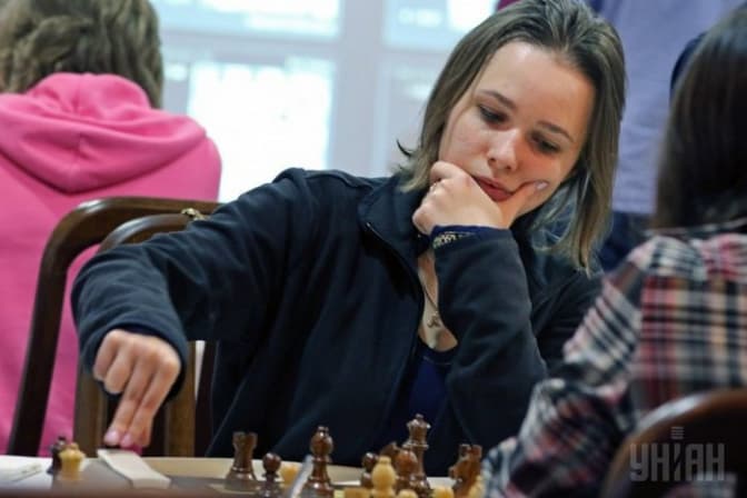 Шахістка з-під Львова перемогла росіянку на чемпіонаті світу