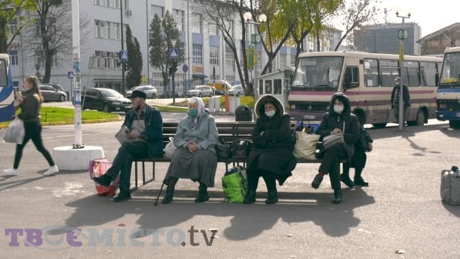 Хто від завтра не зможе користуватися приміським транспортом на Львівщині. Роз’яснення