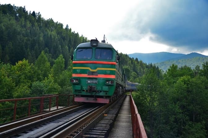 Маршрут Прикарпатського експреса продовжать до Коломиї