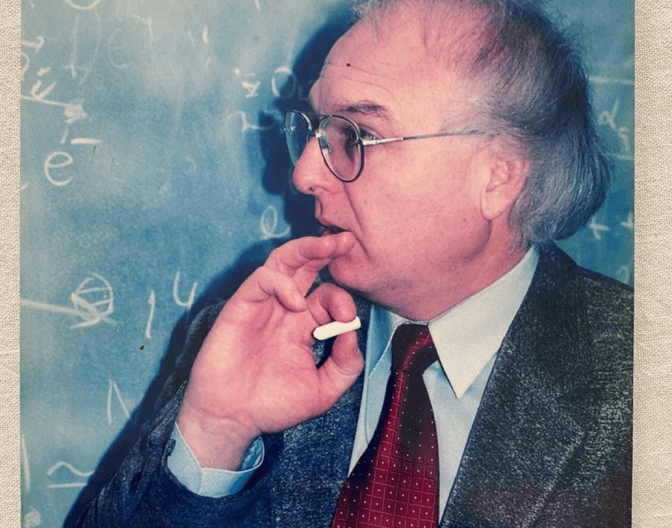 Кафедрі теоретичної фізики Франкового університету присвоїли ім'я Івана Вакарчука