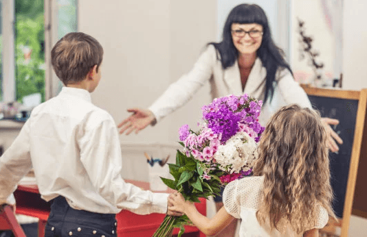 Сьогодні в Україні відзначають День вчителя