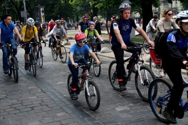 Сьогодні у центрі Львова відбудеться велозаїзд. Чи перекриватимуть рух