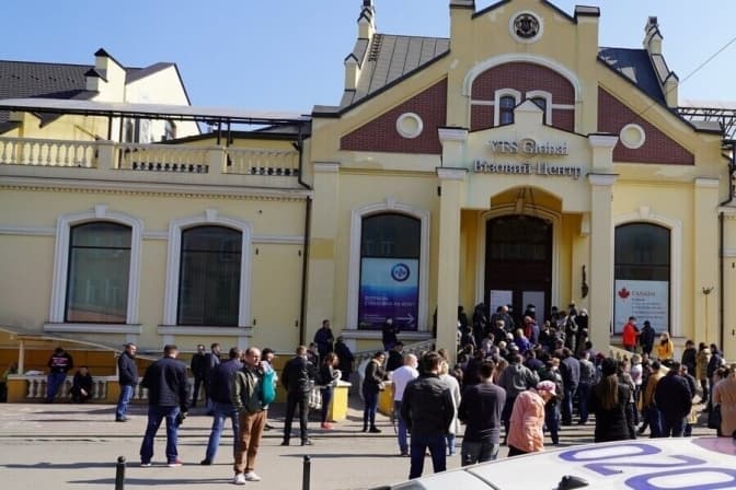 У Генконсульстві Польщі у Львові змінили правила подачі заявок на отримання віз