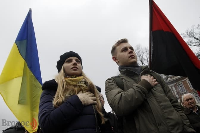 Фото дня: Львів вшановує Героїв Майдану