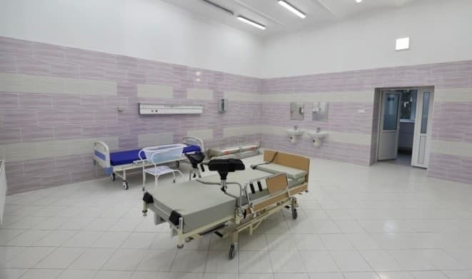 У Львові відкрили відремонтований пологовий на Некрасова, де можна народжувати у ванні