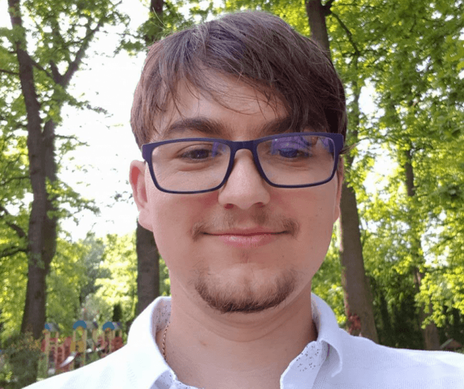 Кандидата на керівника управління транспорту звинувачують у непрофесійності. Він заперечує