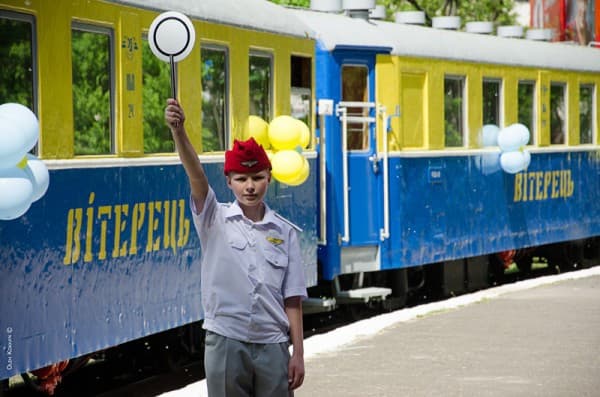 У неділю у Львові дітей возитимуть оновленою залізницею