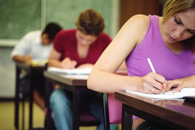 Всі випускники складатимуть тест з української мови 24 квітня