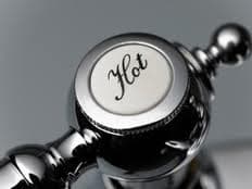 У Залізничному районі Львова не буде гарячої води