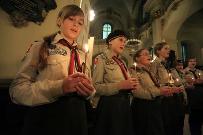 Львів'яни зможуть принести до своїх домівок Вифлеємський вогонь миру