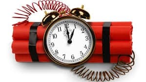 У поліклініці на Симоненка вибухівки не знайшли