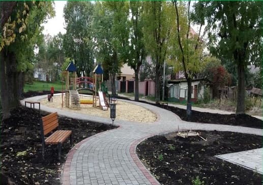 У Личаківському районі облаштували громадський простір