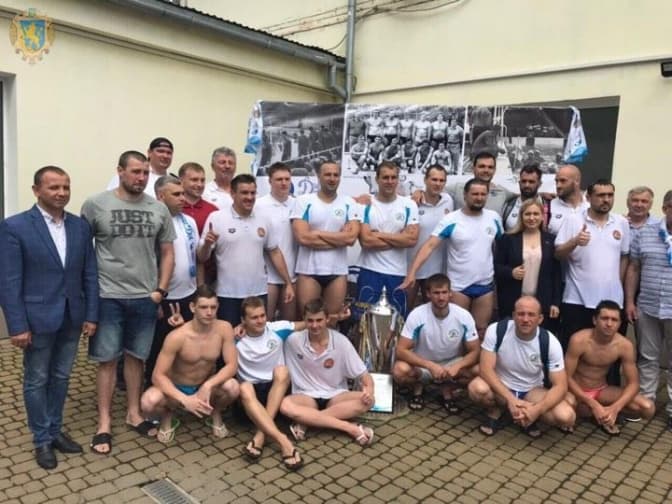 Львівський ватерпольний клуб «Динамо» здобув Кубок України. Фото