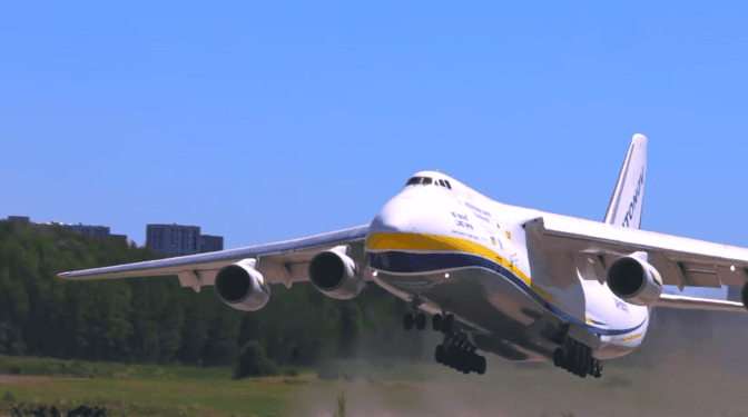 Над Києвом пролітав модернізований на заводі Антонова вже у часи повномасштабної війни Ан-124-100 «Руслан»