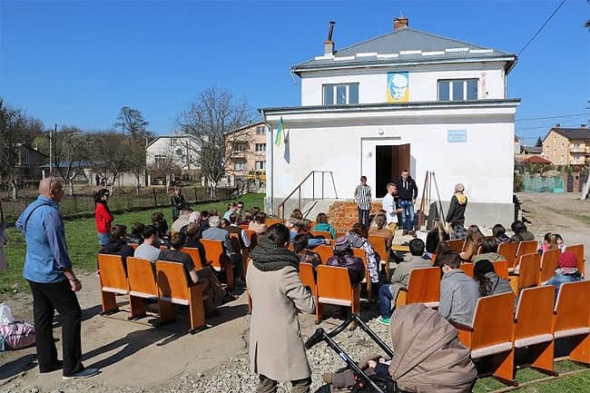 Народний дім на Збоїщах перетворять на освітньо-мистецьку лабораторію