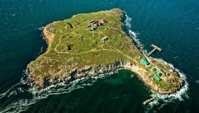 Збройні Сили України вдарили по позиціях ворога на острові Зміїний