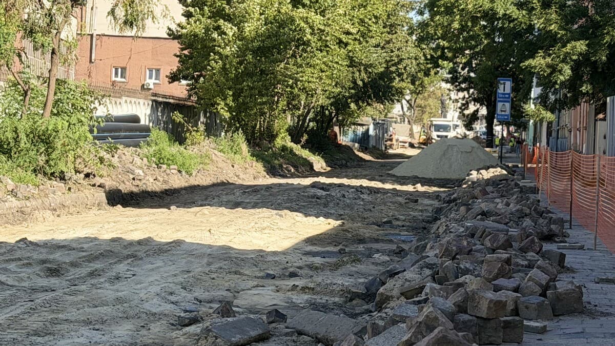 У Львові триває другий етап ремонту вул. Залізничної / фото: ЛМР