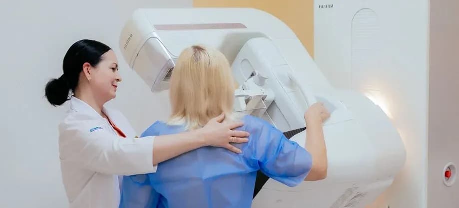 Безкоштовна мамографія на вихідних: львів’янок запрошують пройти обстеження у червні