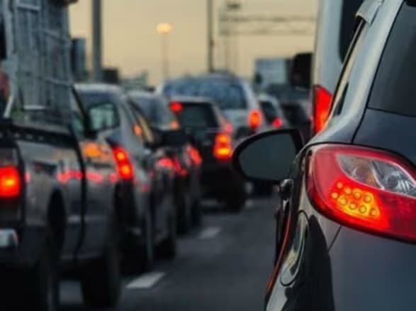 Як їздитиме восени у Львові транспорт, в якій лікарні прийматиме європейський кардіохірург та де працював і провів останні роки Іван Франко. Ключове за 27 серпня