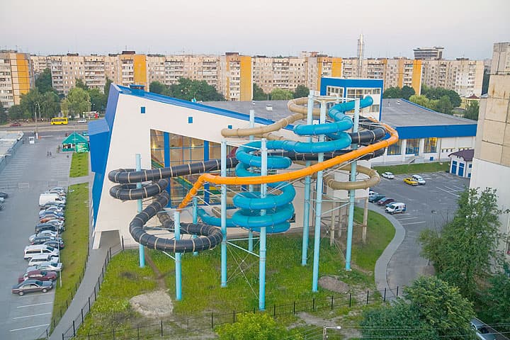 Львівський аквапарк хоче збудувати багаторівневий паркінг та бізнес-центр