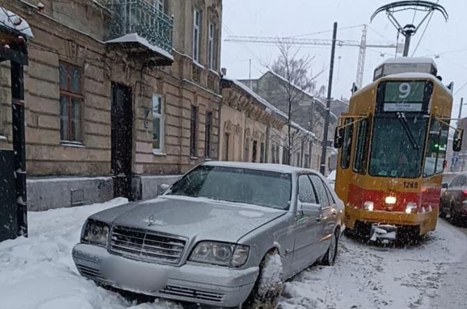 фото: Управління безпеки та вуличної інфраструктури