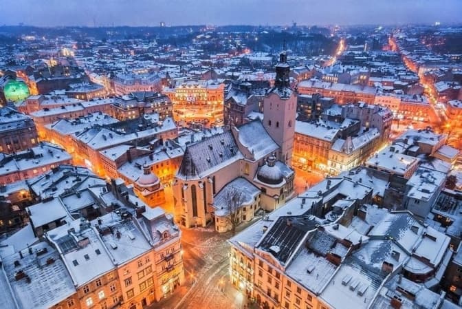 Онлайн-навчання для 5-11 класів, санкції проти Козака і 56 проблемних ділянок у Львові. Головне