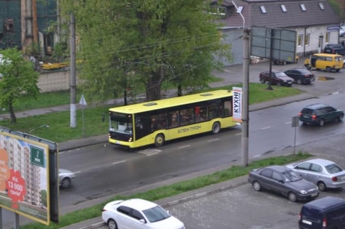 У Львові проводять службове розслідування щодо водія маршруту № 18, який їздив без прав