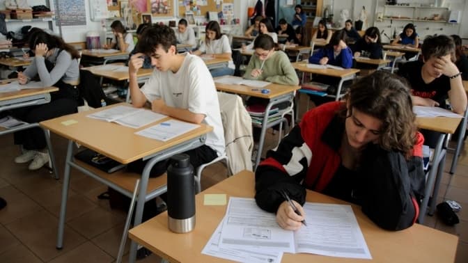 Завершилась додаткова сесія НМТ. Скільки абітурієнтів на Львівщині отримали найвищі бали