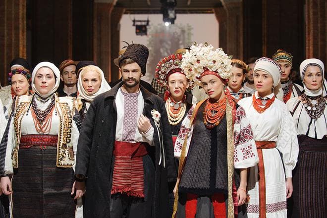 Унікальну етно-колекцію показали на Українському тижні моди. Фото