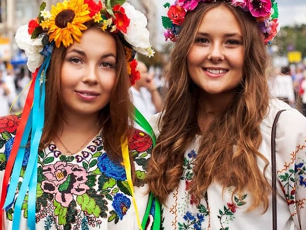 Львів’ян закликають одягти вишиванки. Програма святкувань