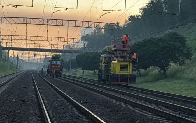 У Києві через обстріл рф змінили рух транспорту. Деталі
