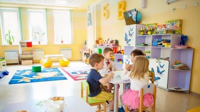 У Львові пропонують підняти заробітні плати директорам садочків