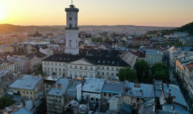 Львівська міська рада перемогла в суді справу щодо самобуду. Його можуть знести