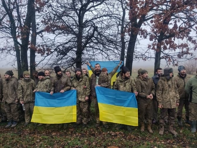 Україна повернула ще 64 полонених військових ЗСУ