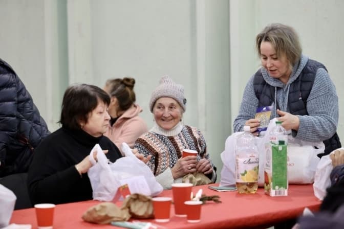 У Львові на Різдво організували святкові обіди для 250 безпритульних та потребуючих