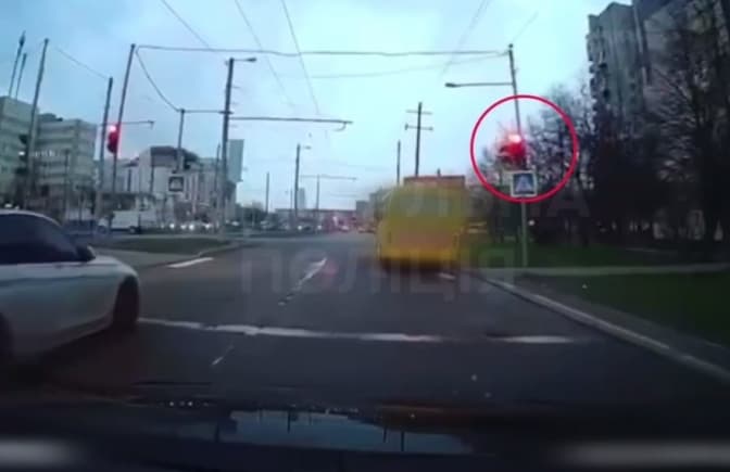 Водії одного і того ж автобуса у Львові порушили правила дорожнього руху з різницею в один день