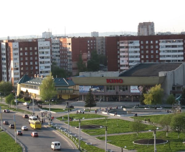 Депутати підтримали петицію про громадський простір на площі Довженка