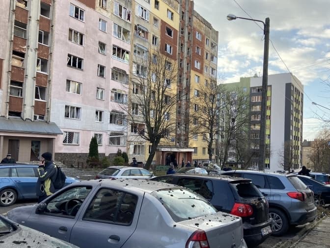 Масована ракетна атака росії по Львівській області. Що відомо