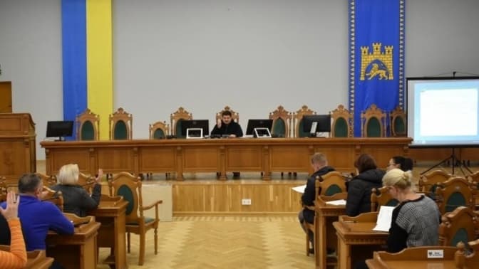 У Львівській райраді представили двох нових депутатів